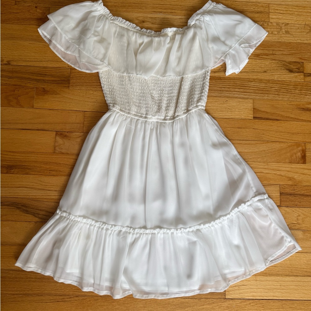 Hollister Cream Ruffled Dress